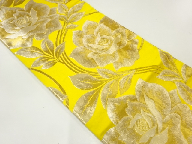 金銀糸薔薇模様織出し丸帯